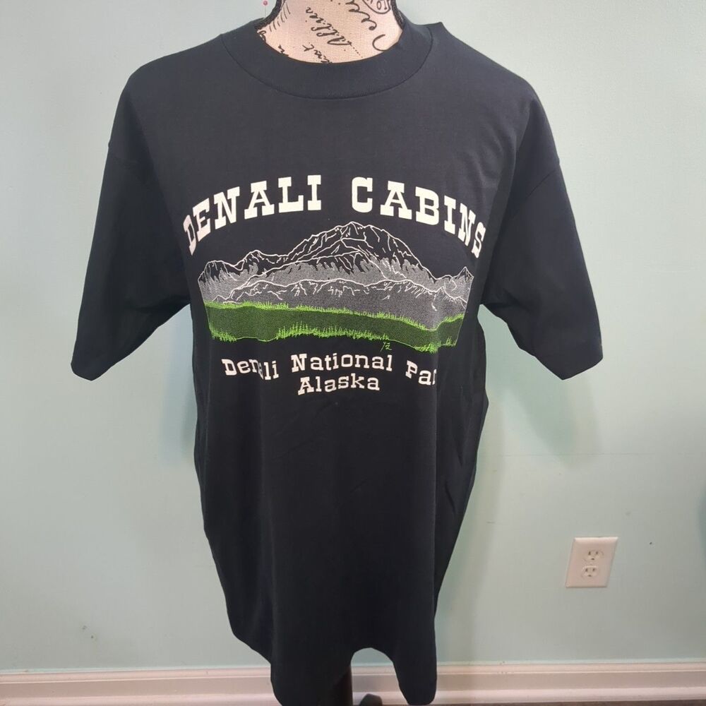 Vintage 80s Denali cabins National Park Alaska Tourist Souvenir T-Shirt - large
